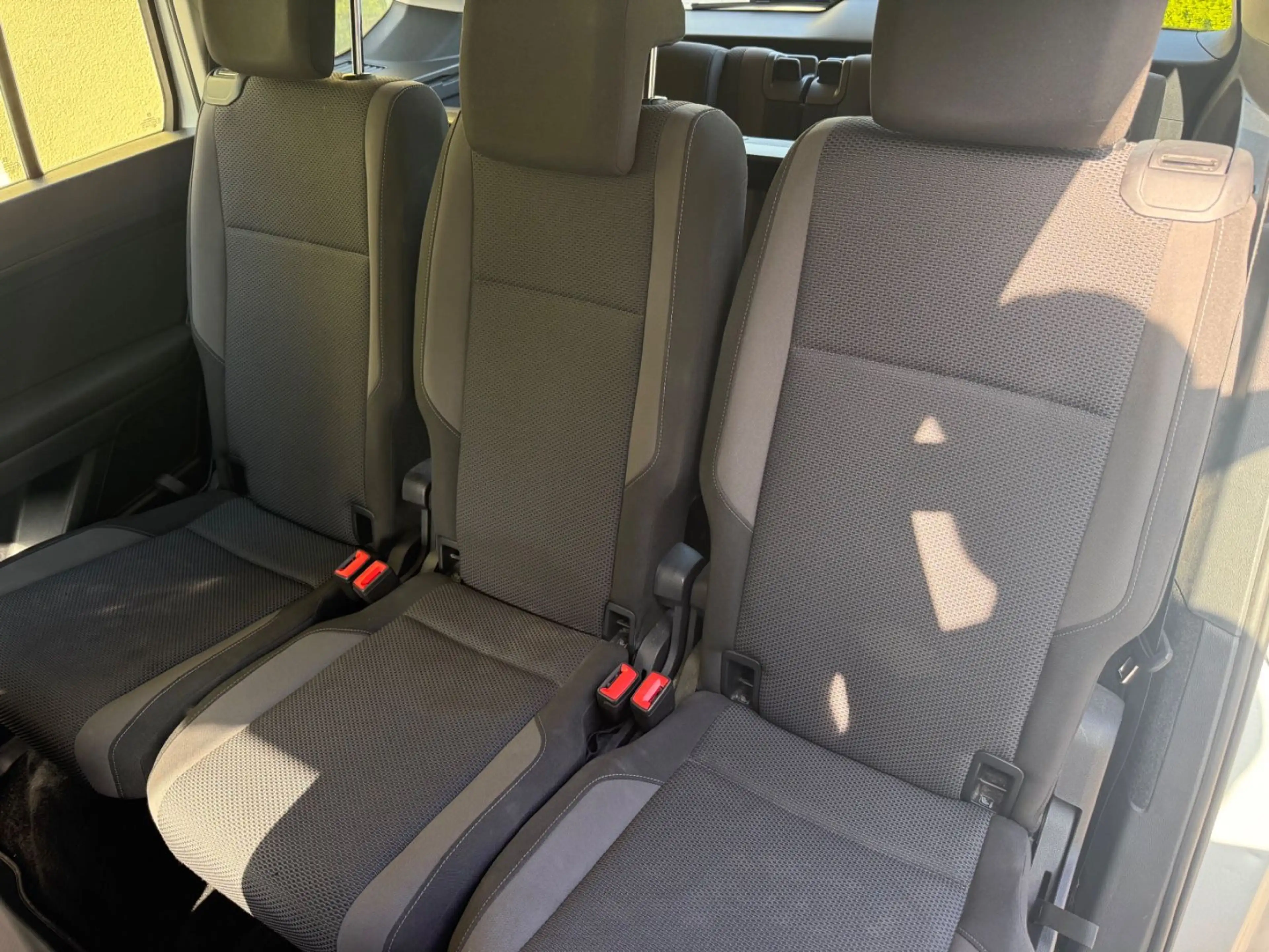 Volkswagen Touran 1.2 TSI Trendline Klima-AHK-7 Sitzer — photo 12