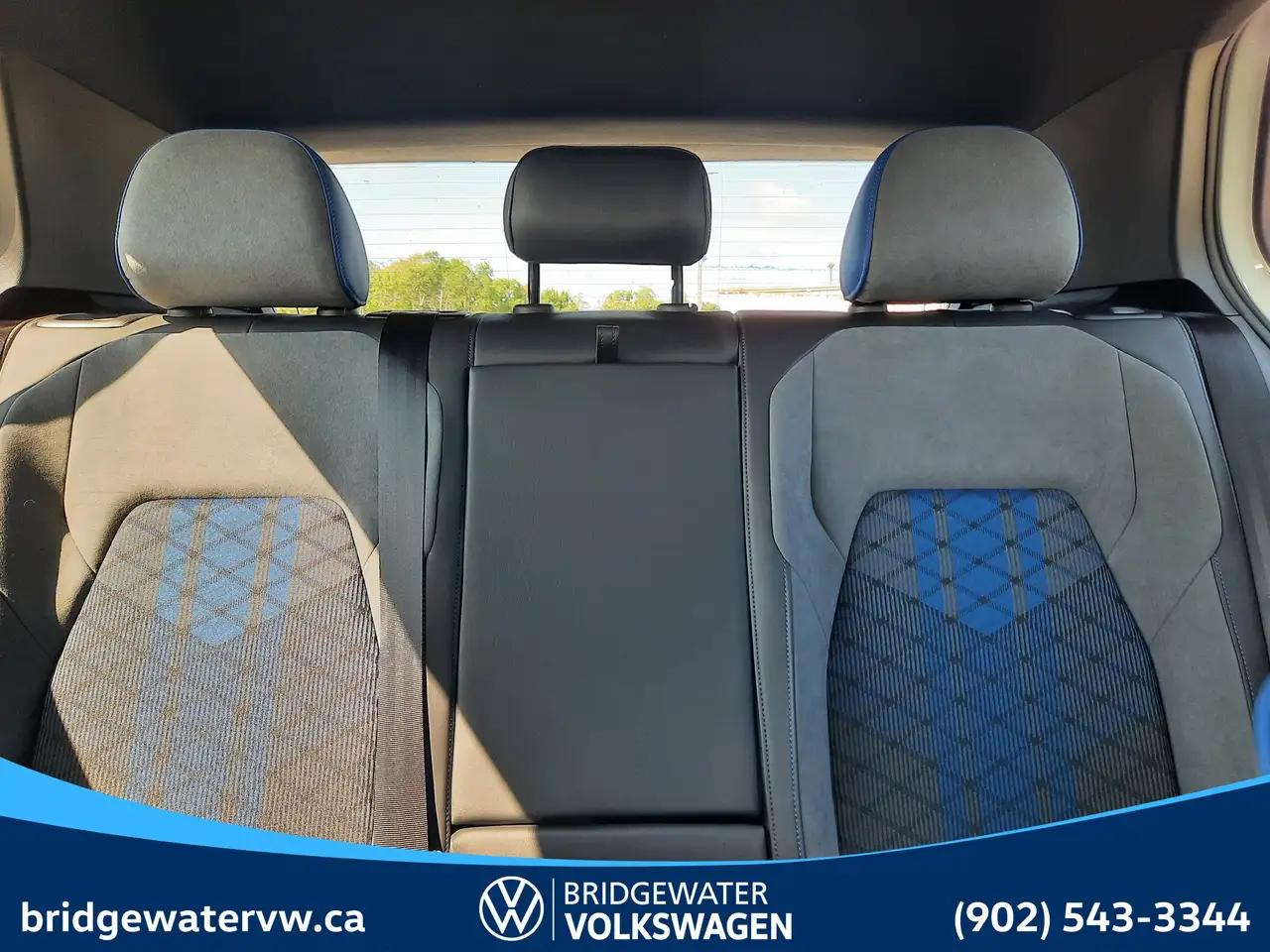 Volkswagen Golf R снимка Volkswagen Golf R