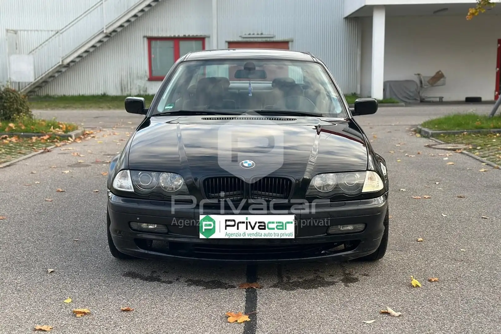 BMW 320 320i (2.2) cat Touring Eletta Nero - 2