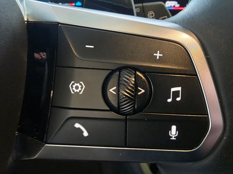 BMW 120 i Limousine  M SportPDC, Kam, Nav, Hifi — photo 15
