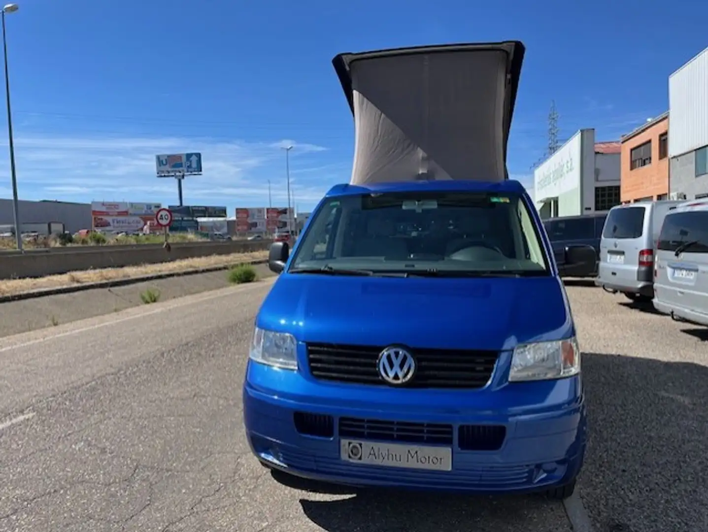 Volkswagen California Comercial 2.5TDI Confortline Azul - 2