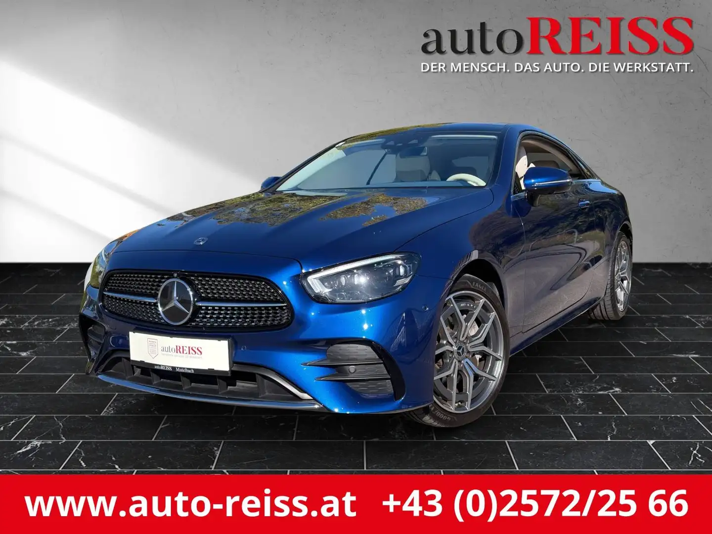 Mercedes-Benz E 220 E 220 d 4Matic Coupe ////AMG-Line Blau - 1