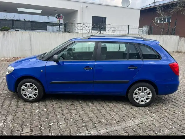 Skoda Fabia view 3