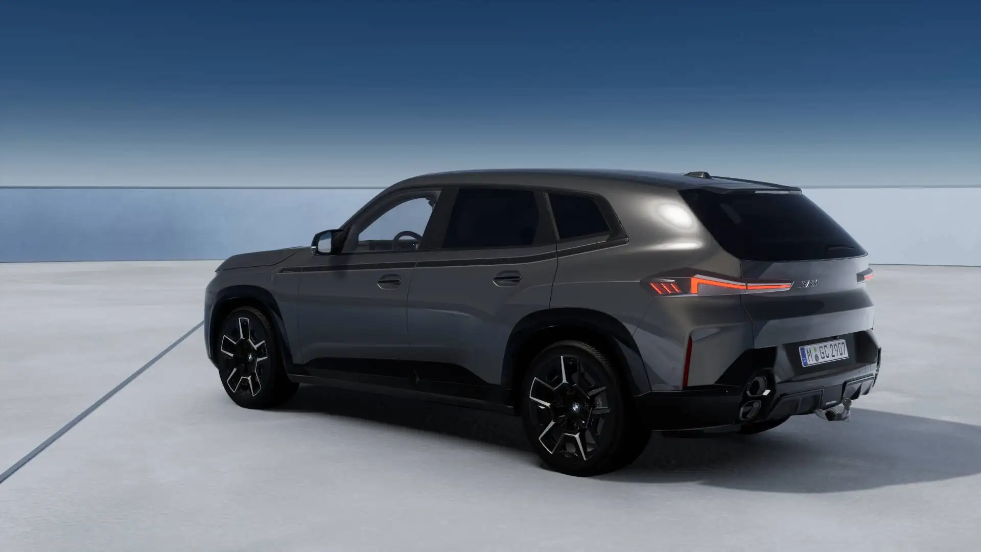 BMW XM PHEV 50e High Executive Automaat / Trekhaak / Mass Grijs - 2