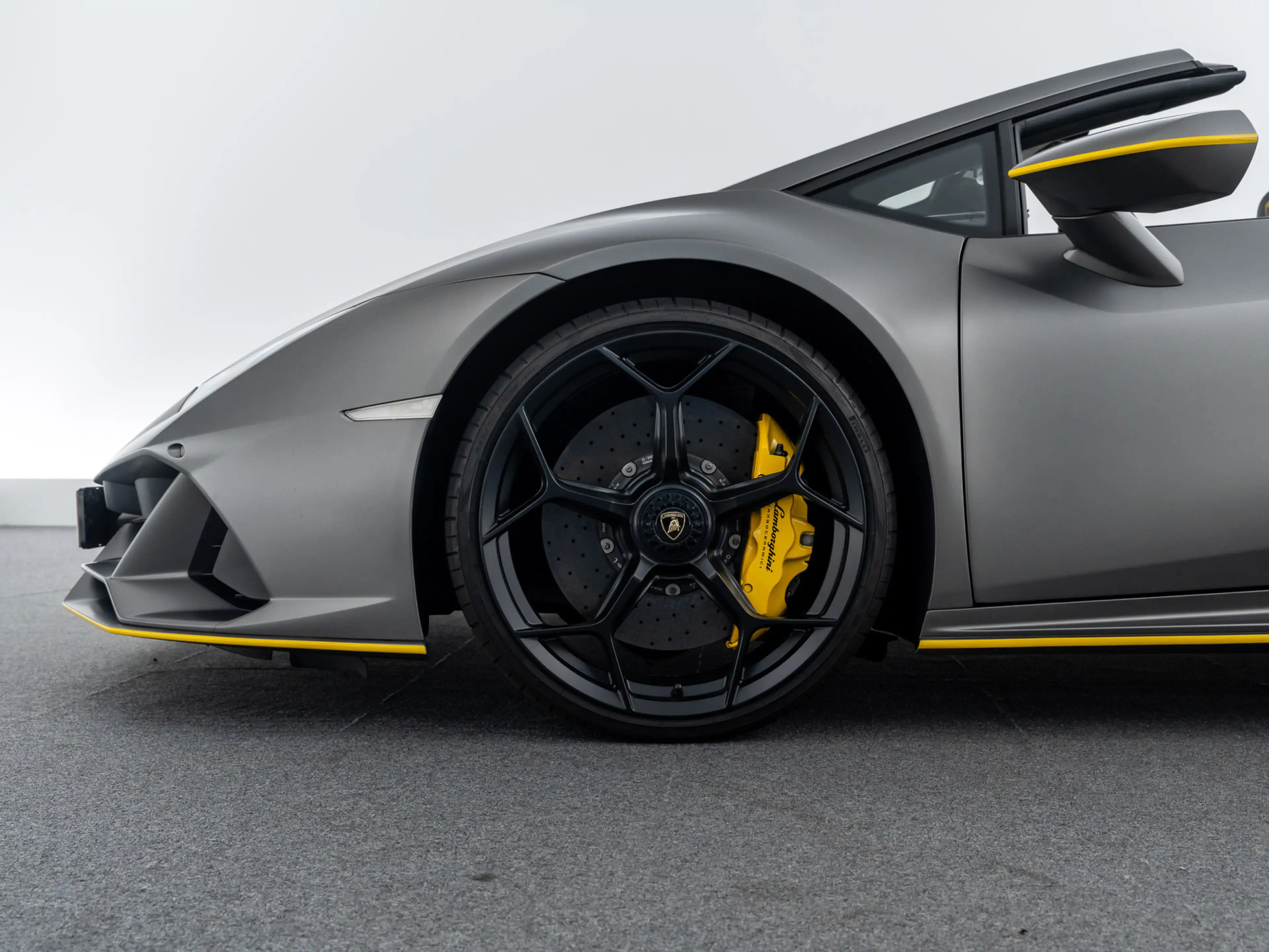 Lamborghini Huracán EVO Spyder I Grigio Titans I PPF I Full options — photo 9