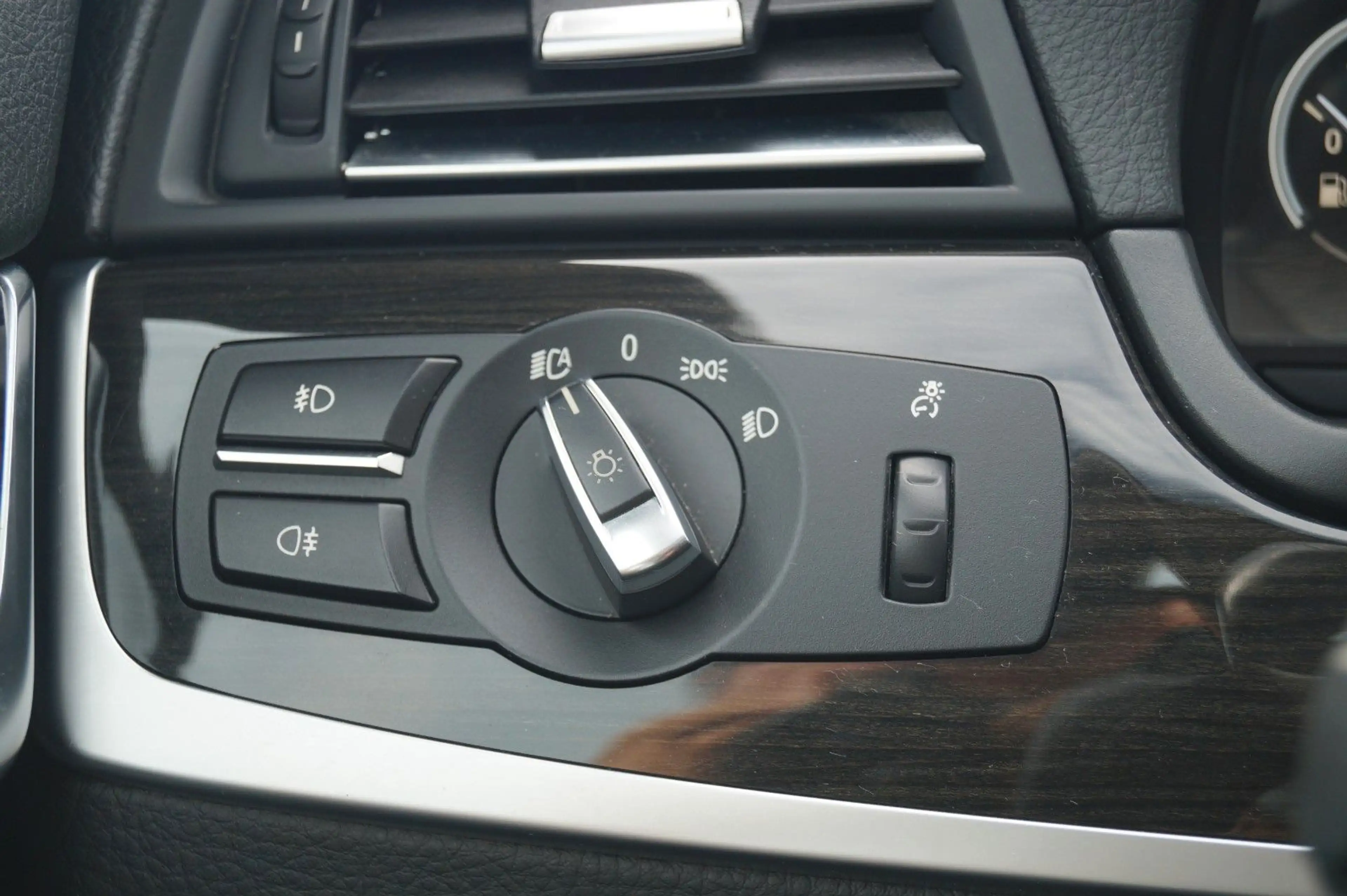BMW 535 i xDrive Limousine Automatik aus 2.Hand! GSD — photo 18
