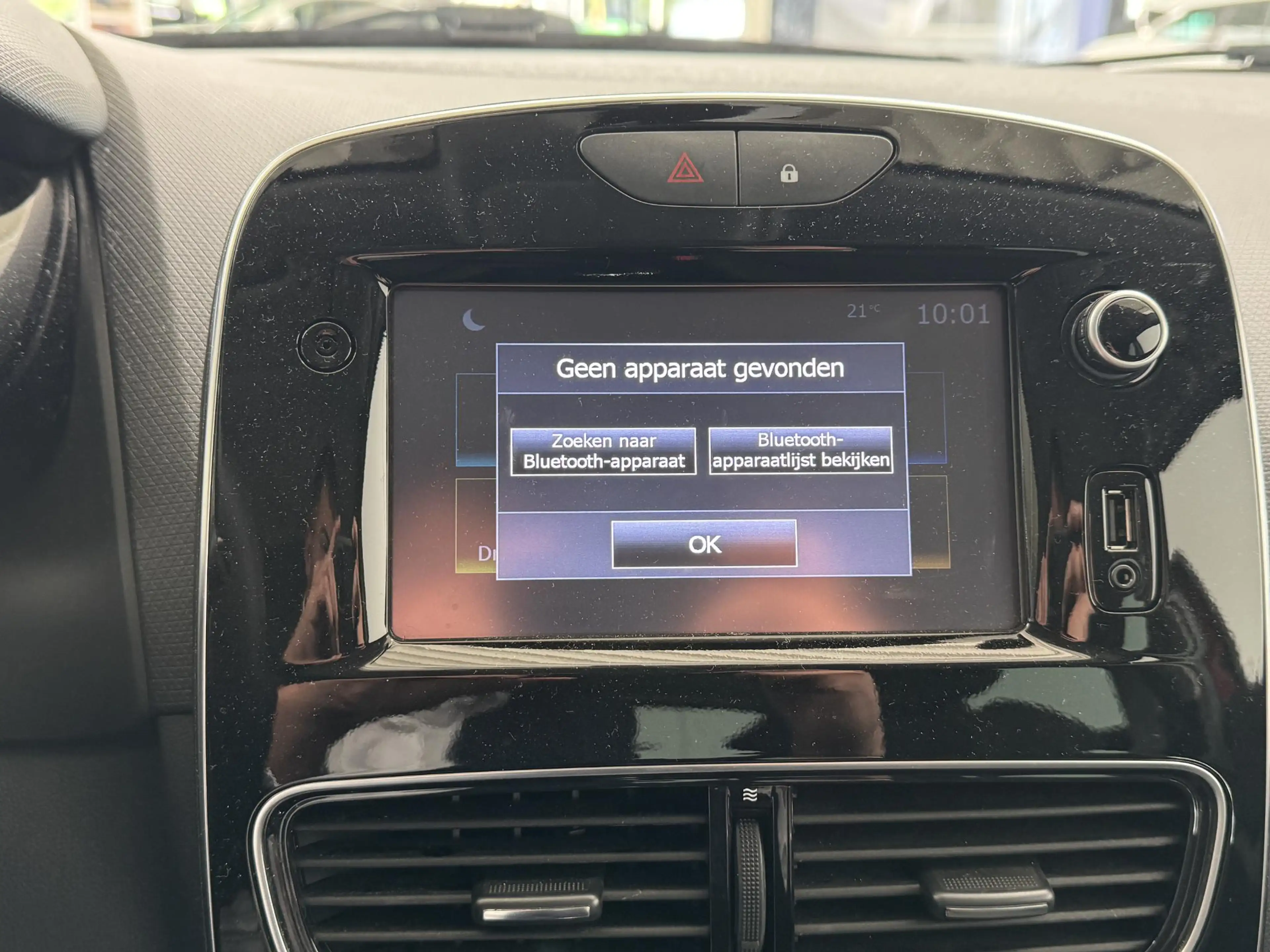 Renault Clio 0.9 TCe Limited | Navigatie | Airco | Parkeersenso — photo 13