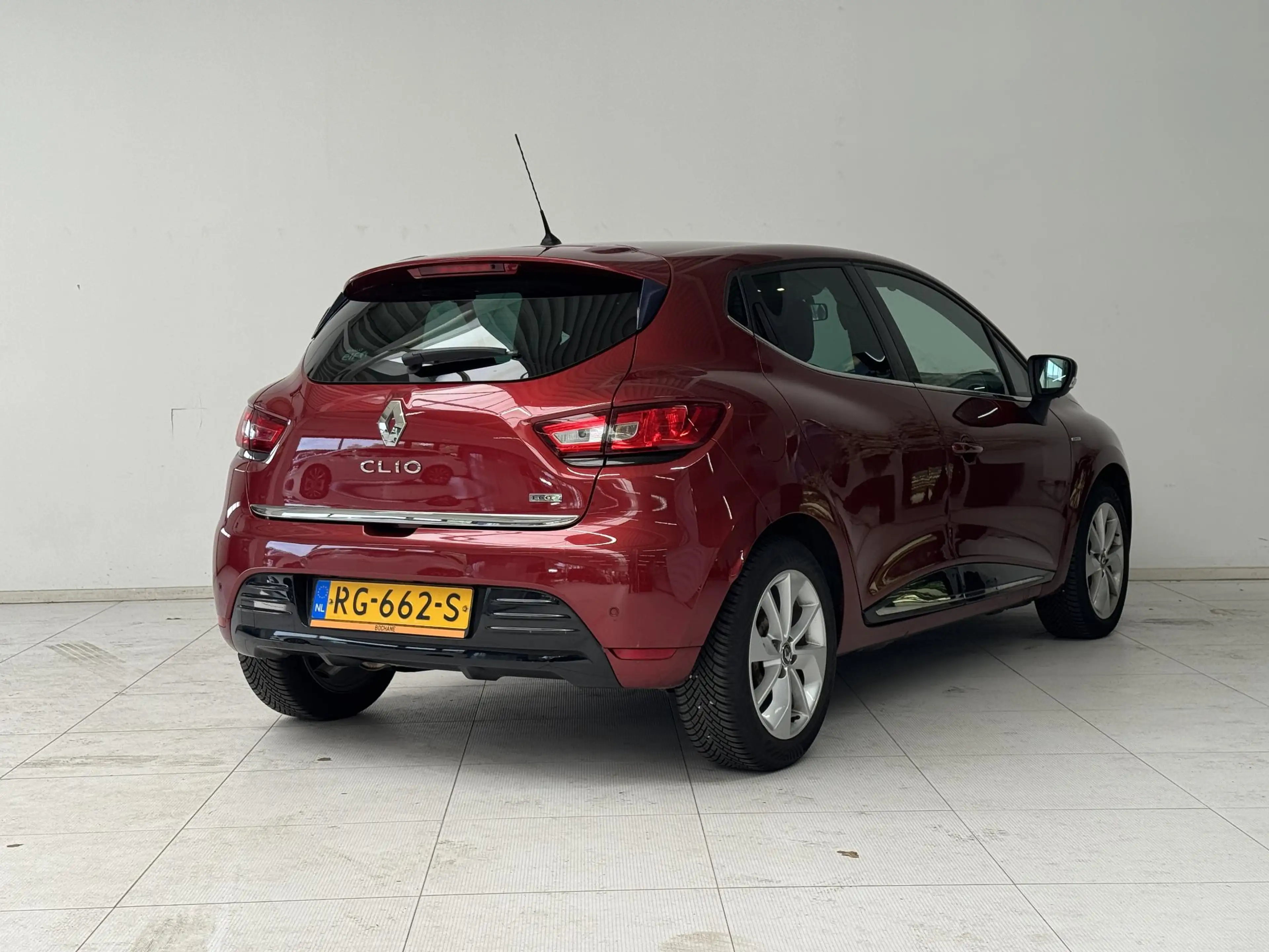 Renault Clio 0.9 TCe Limited | Navigatie | Airco | Parkeersenso — photo 2