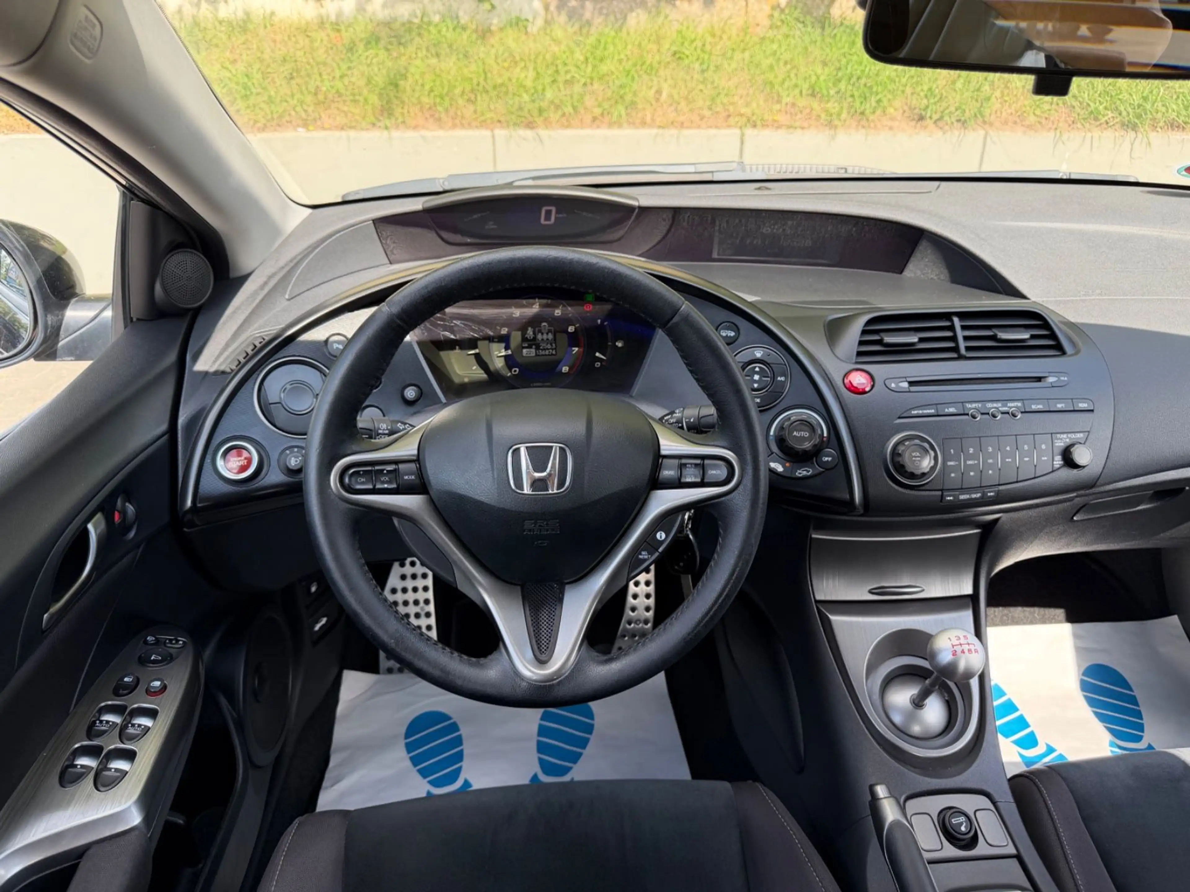 Honda Civic Lim. 5-trg. 1.4 Sport/KLIMA/TÜV NEU/PDC/AL — photo 9