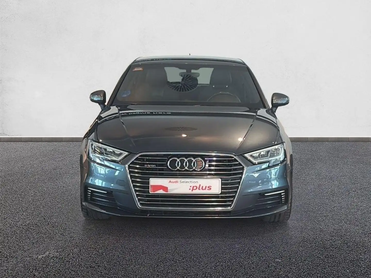 Audi A3 Sportback 40 e-tron S line S tronic Gris - 2