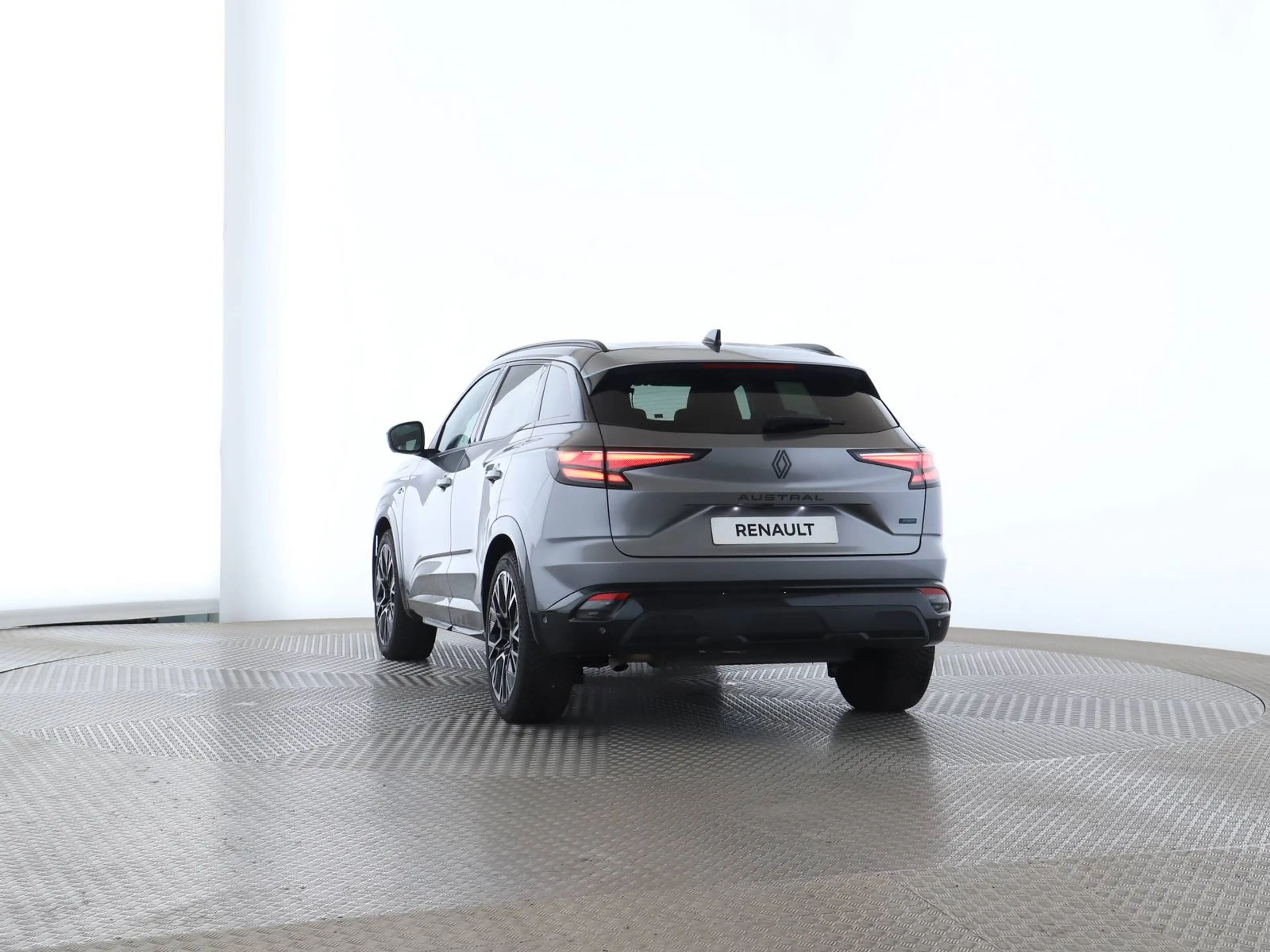 Renault Austral Esprit Alpine Full Hybrid 200 Harman/Kardon Solarbay — photo 12