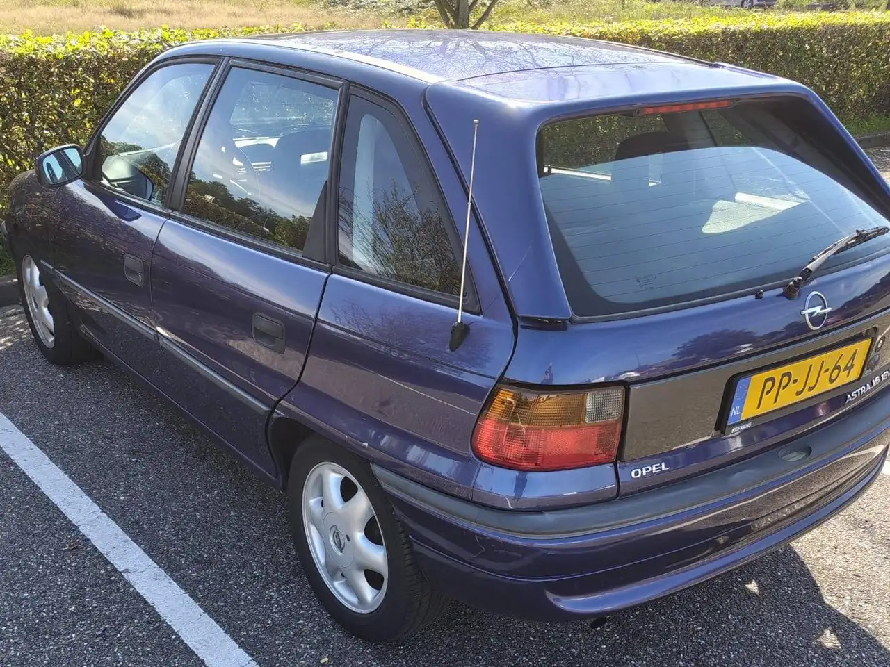 Opel Astra 1.6i-16V GLS Comfort, foto 4