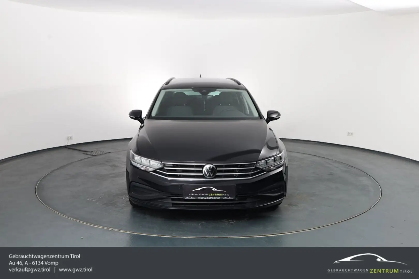Volkswagen Passat 150HP TSI DSG Navi / AHK / ASSIST / Elegance TOP! Schwarz - 2