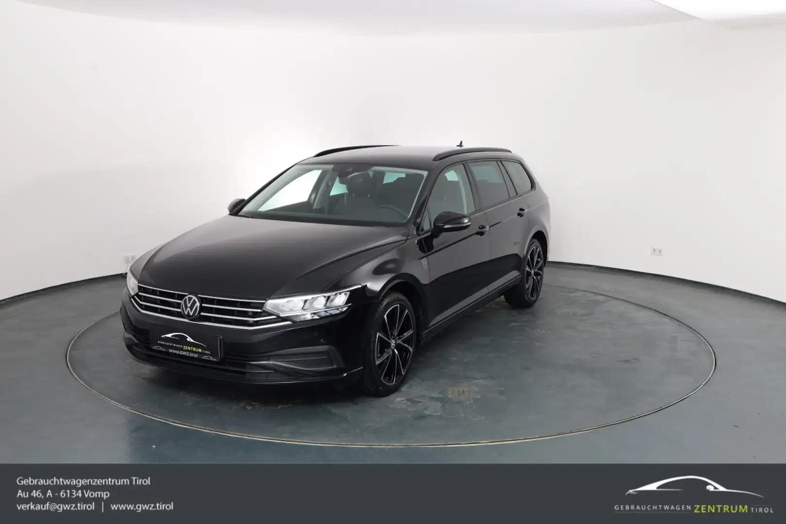 Volkswagen Passat 150HP TSI DSG Navi / AHK / ASSIST / Elegance TOP! Schwarz - 1
