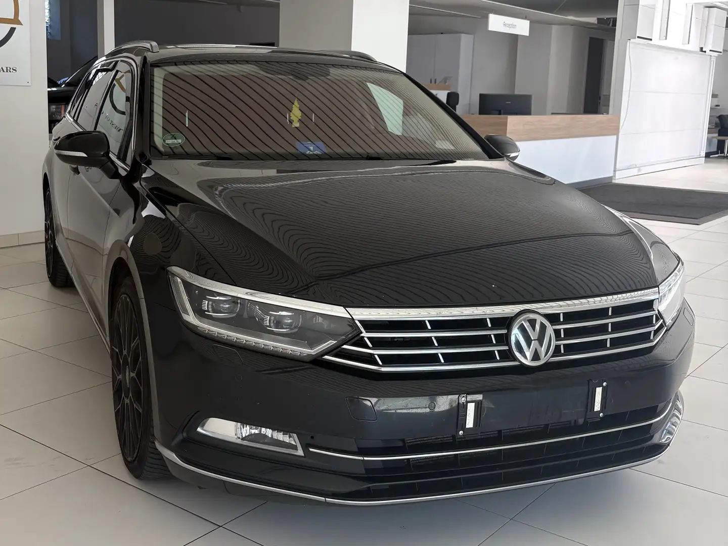 Volkswagen Passat Variant Highline BMT/Start-Stopp 4Motion Schwarz - 2