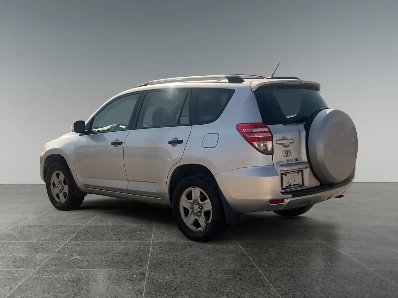 Toyota RAV 4 снимка Toyota RAV 4