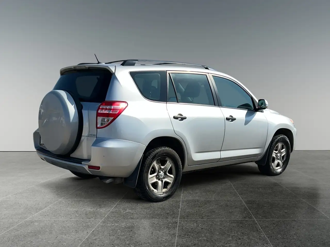 Toyota RAV 4 снимка Toyota RAV 4