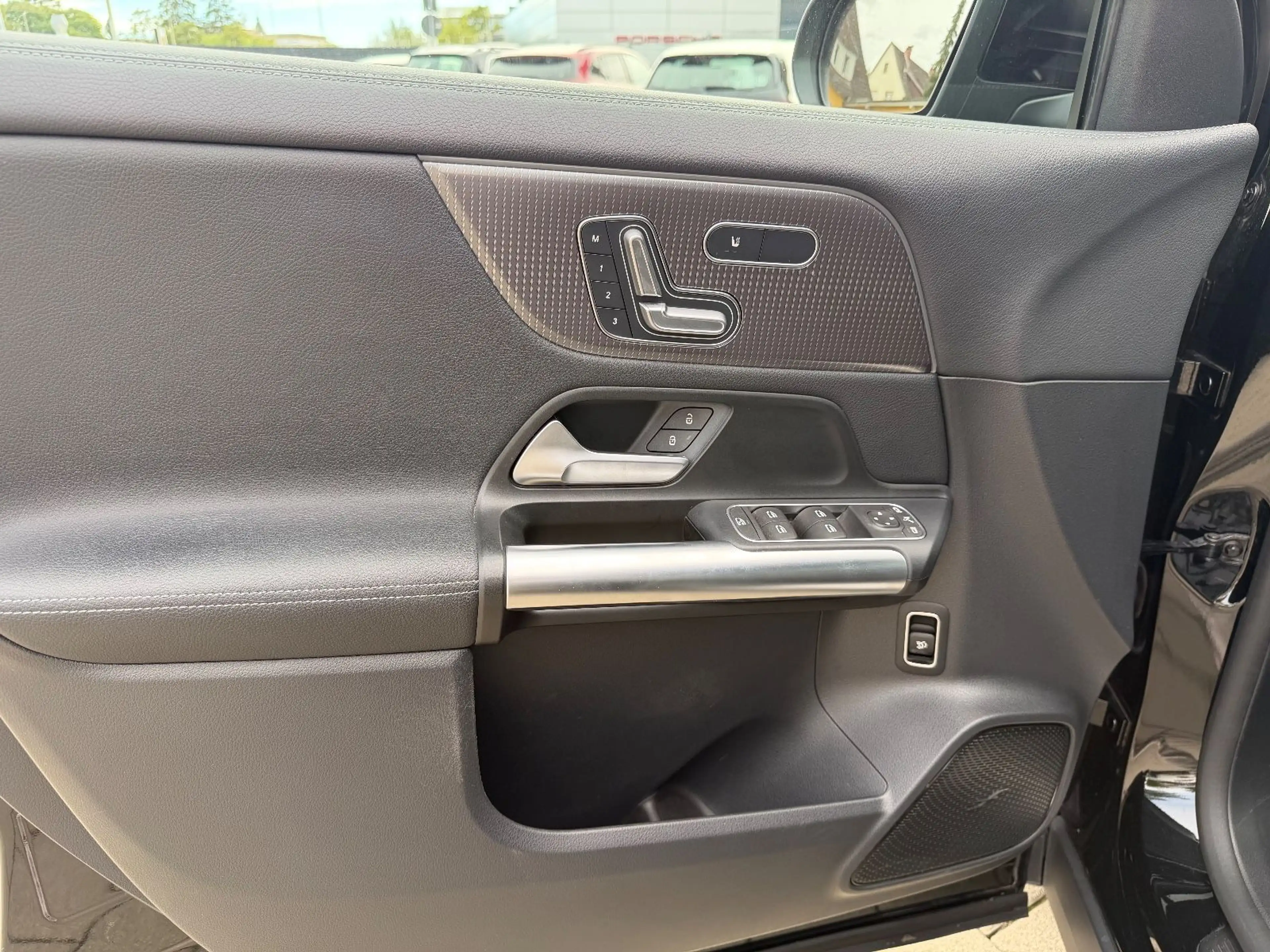 Mercedes-Benz EQA 250+ MBUX*AHK*Rcam*Navi — photo 13