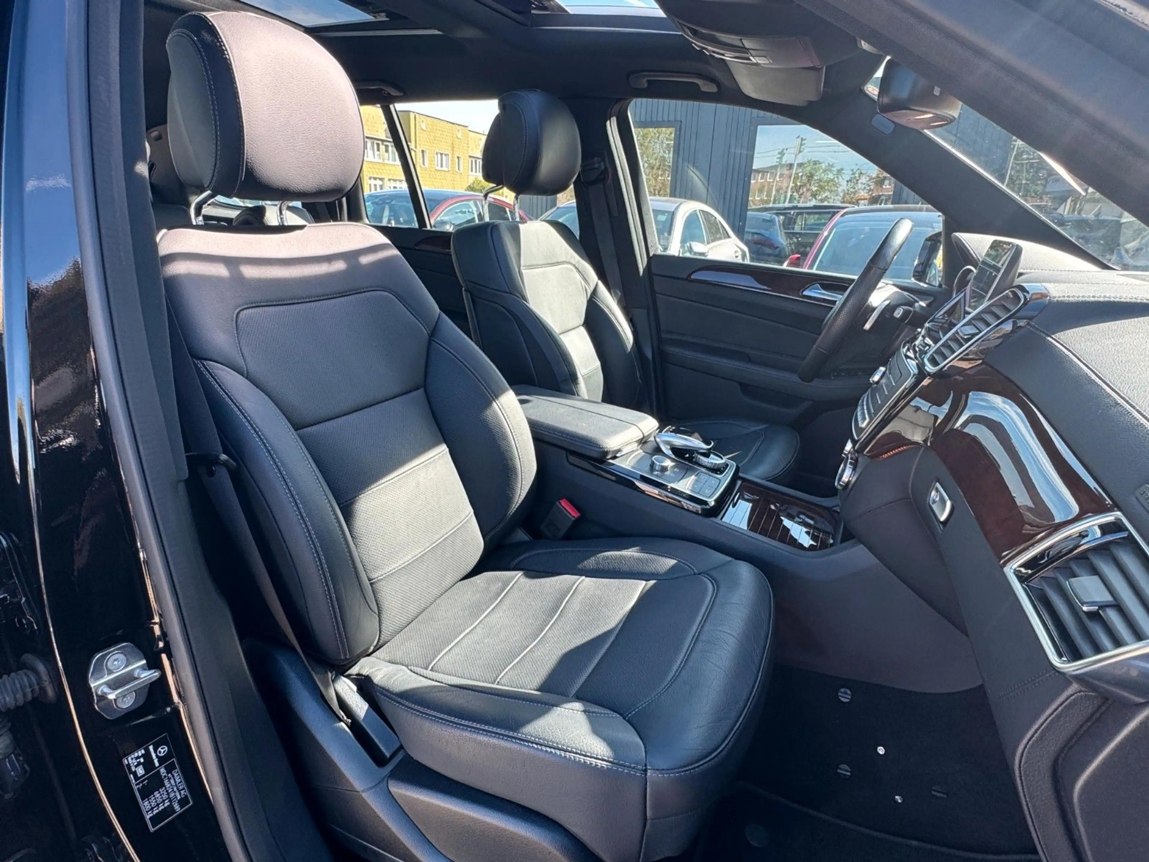 Mercedes-Benz GLS 350 d 4Matic 7-Sitzer*1.Hd*Pano*Airmatic*360 — photo 15