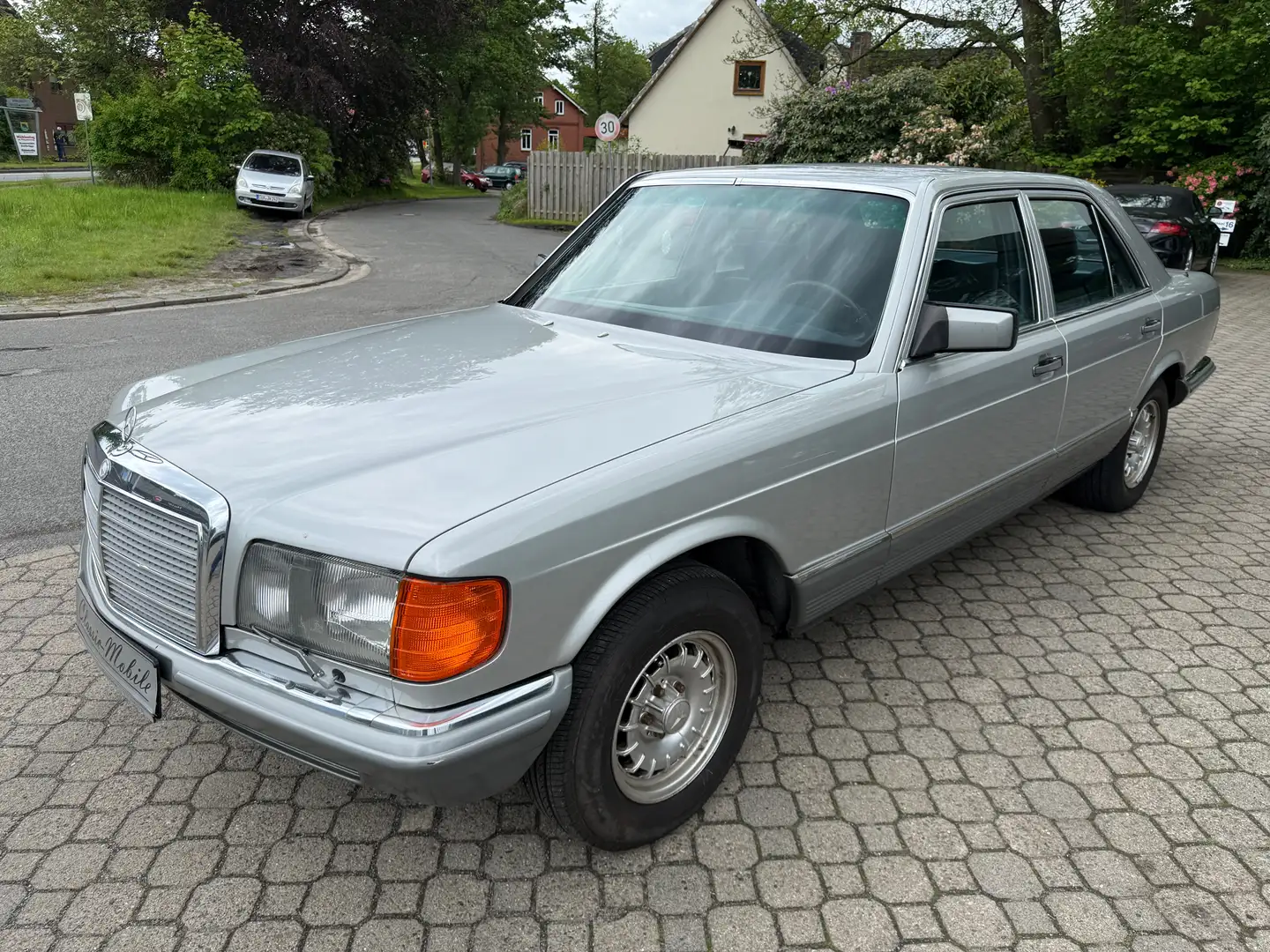 Mercedes-Benz S 380 SE W126 *HU neu*H-Kennzeichen*Autom.*eSD*Velours* Silber - 2