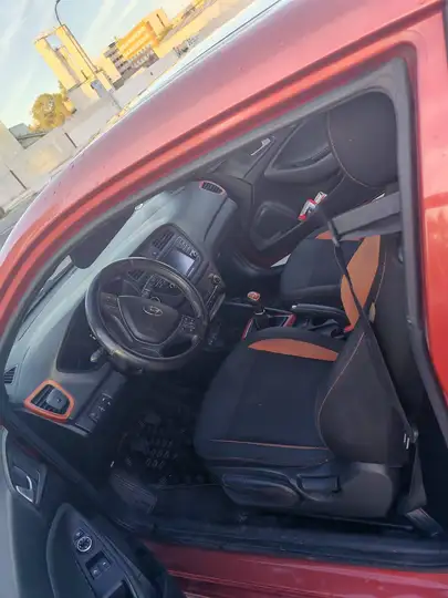 Hyundai i20 COUPÉ 1.0 TGDI BD Style / Style Orange 2016, foto 11