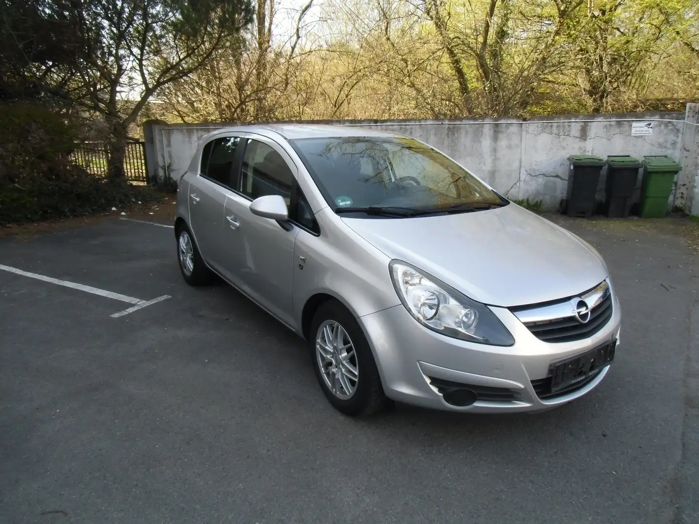 Opel Corsa Corsa 1.4,16V,Edition 111 Jahre,TÜV,SITZH,KLIMA Silber - 2