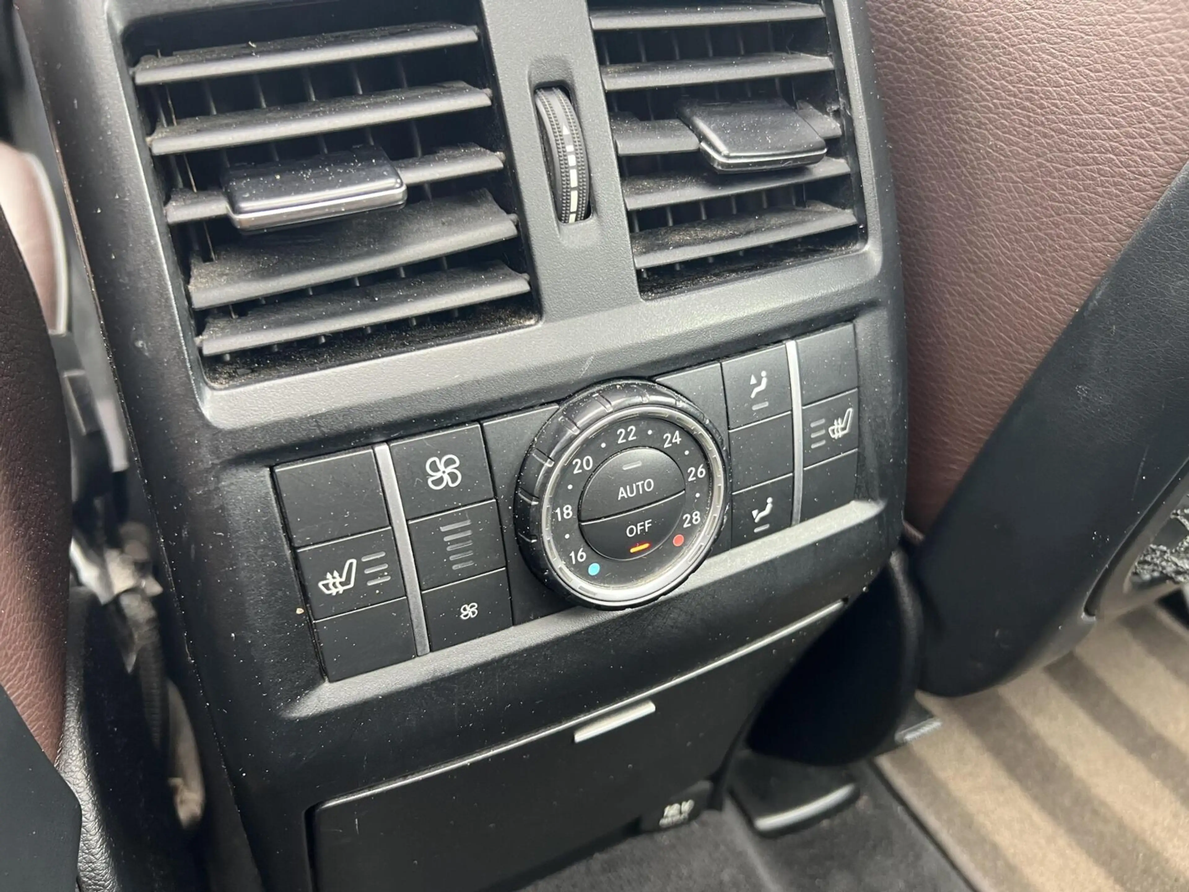 Mercedes-Benz GL 500 4-Matic Pano V8 Leer Xenon Luchtvering — photo 45