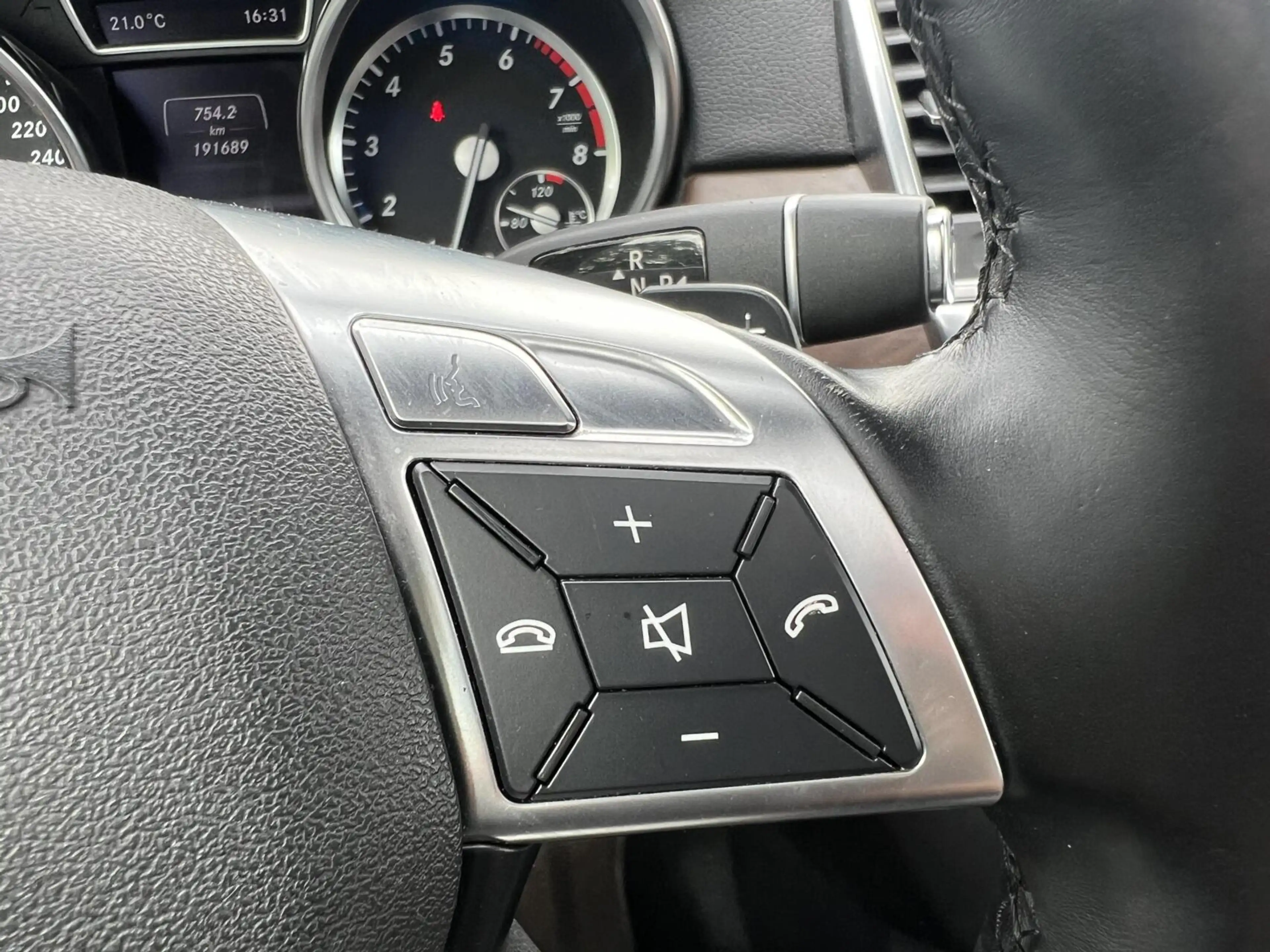Mercedes-Benz GL 500 4-Matic Pano V8 Leer Xenon Luchtvering — photo 12