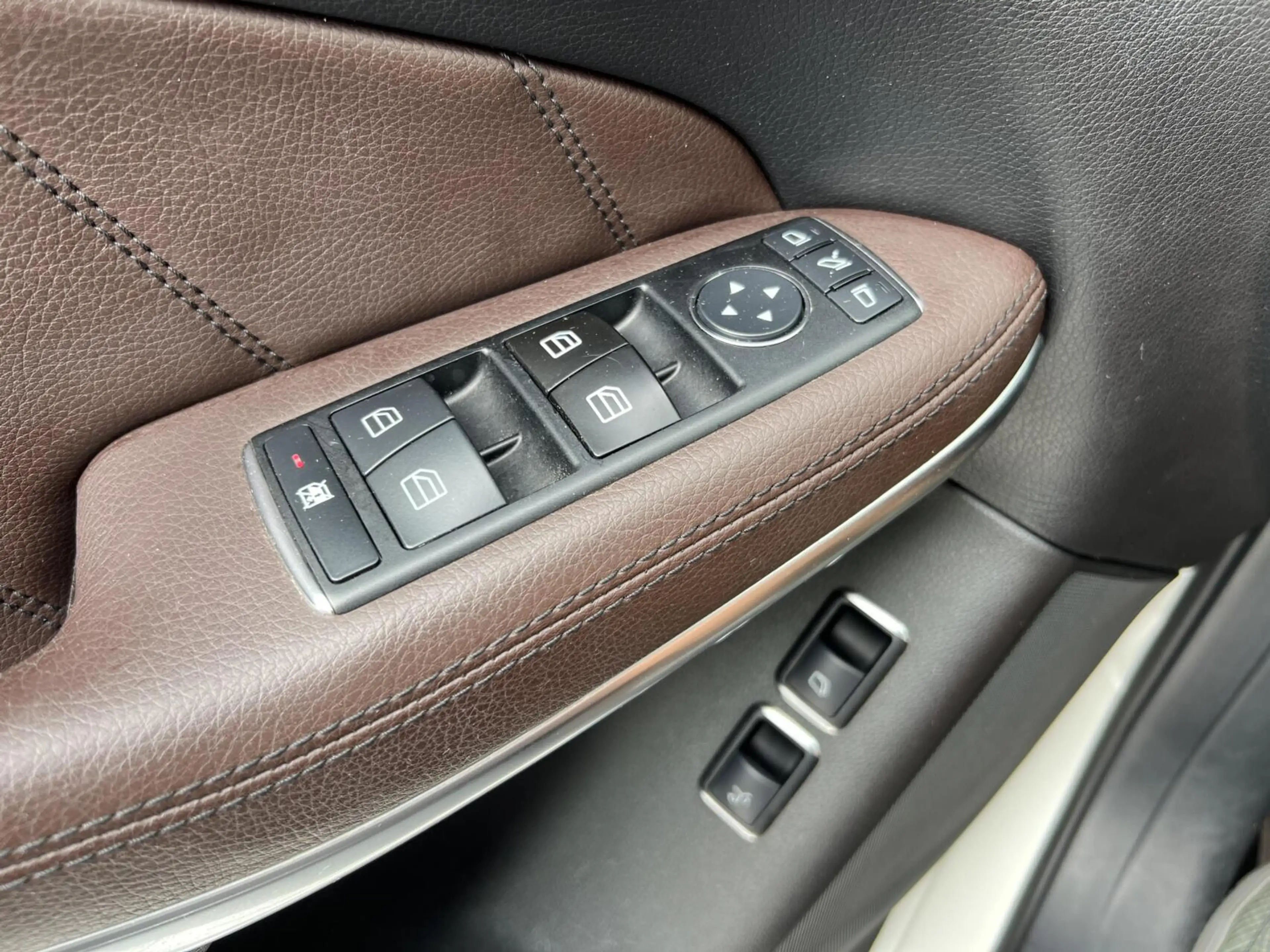 Mercedes-Benz GL 500 4-Matic Pano V8 Leer Xenon Luchtvering — photo 31