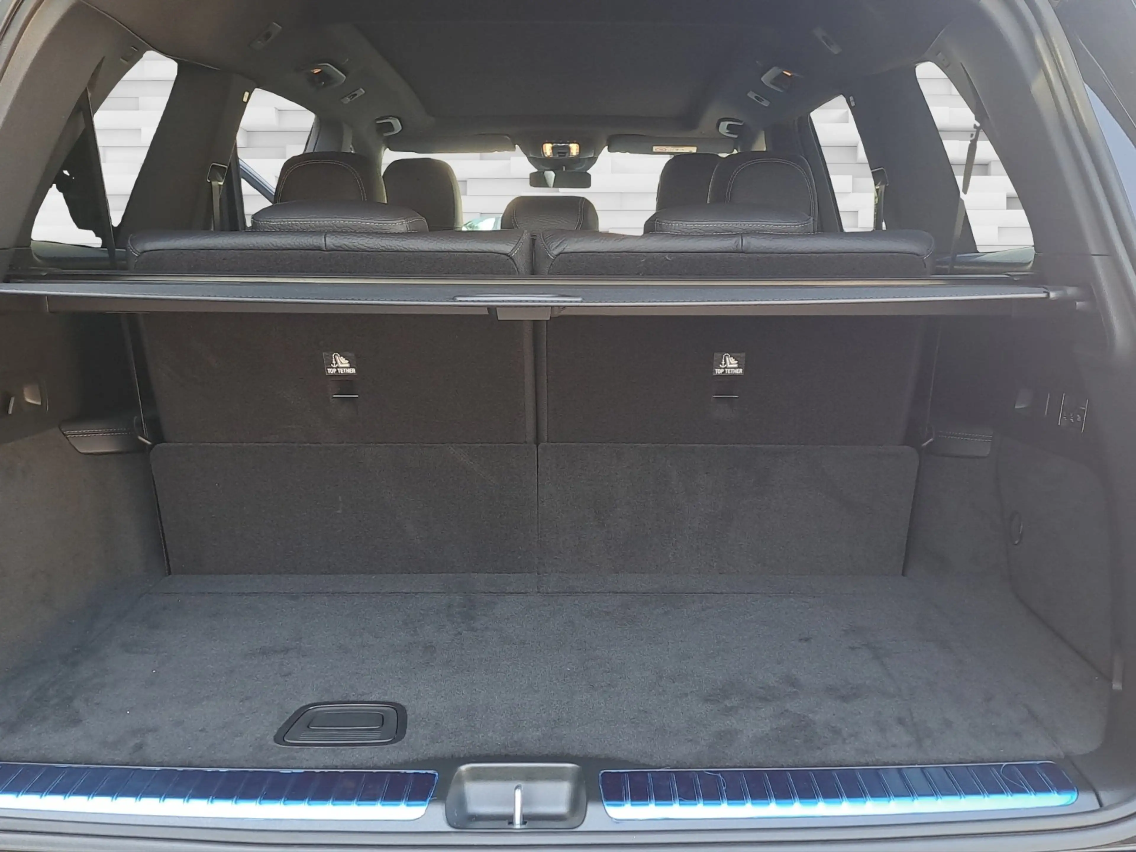 Mercedes-Benz GLS 450 d 4M AMG Night Pano/Dist/StaHg/Airmat/23 — photo 9