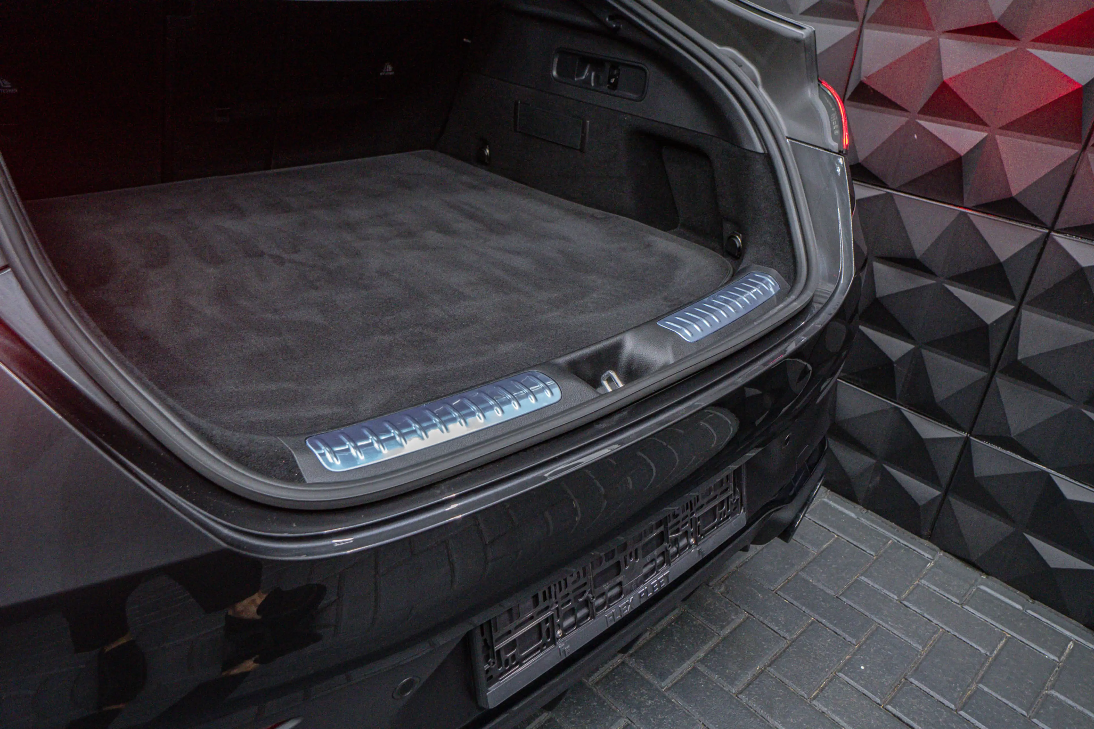 Mercedes-Benz GLC 43 AMG Sondermodell AMG 4Matic — photo 10