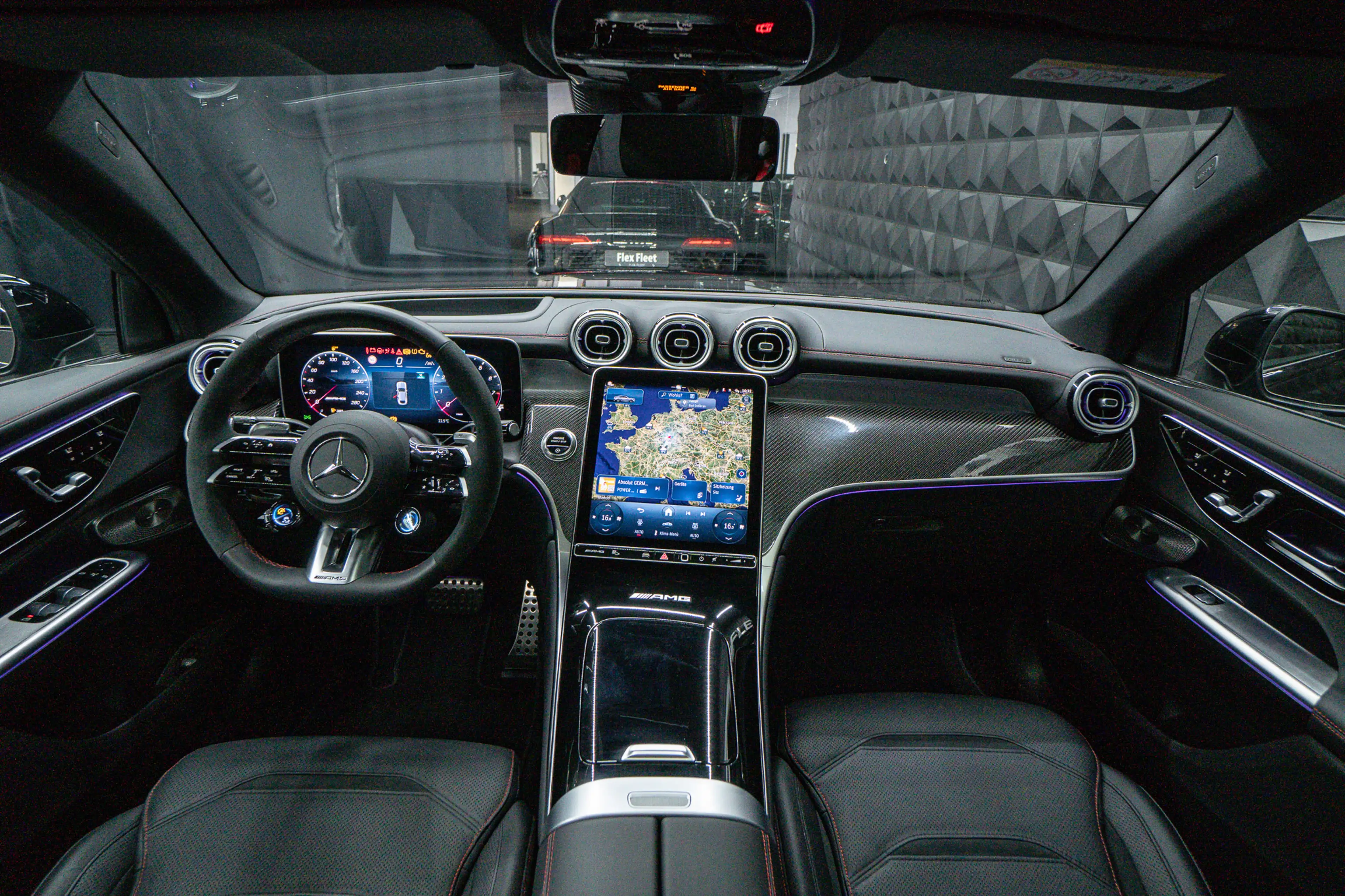 Mercedes-Benz GLC 43 AMG Sondermodell AMG 4Matic — photo 14