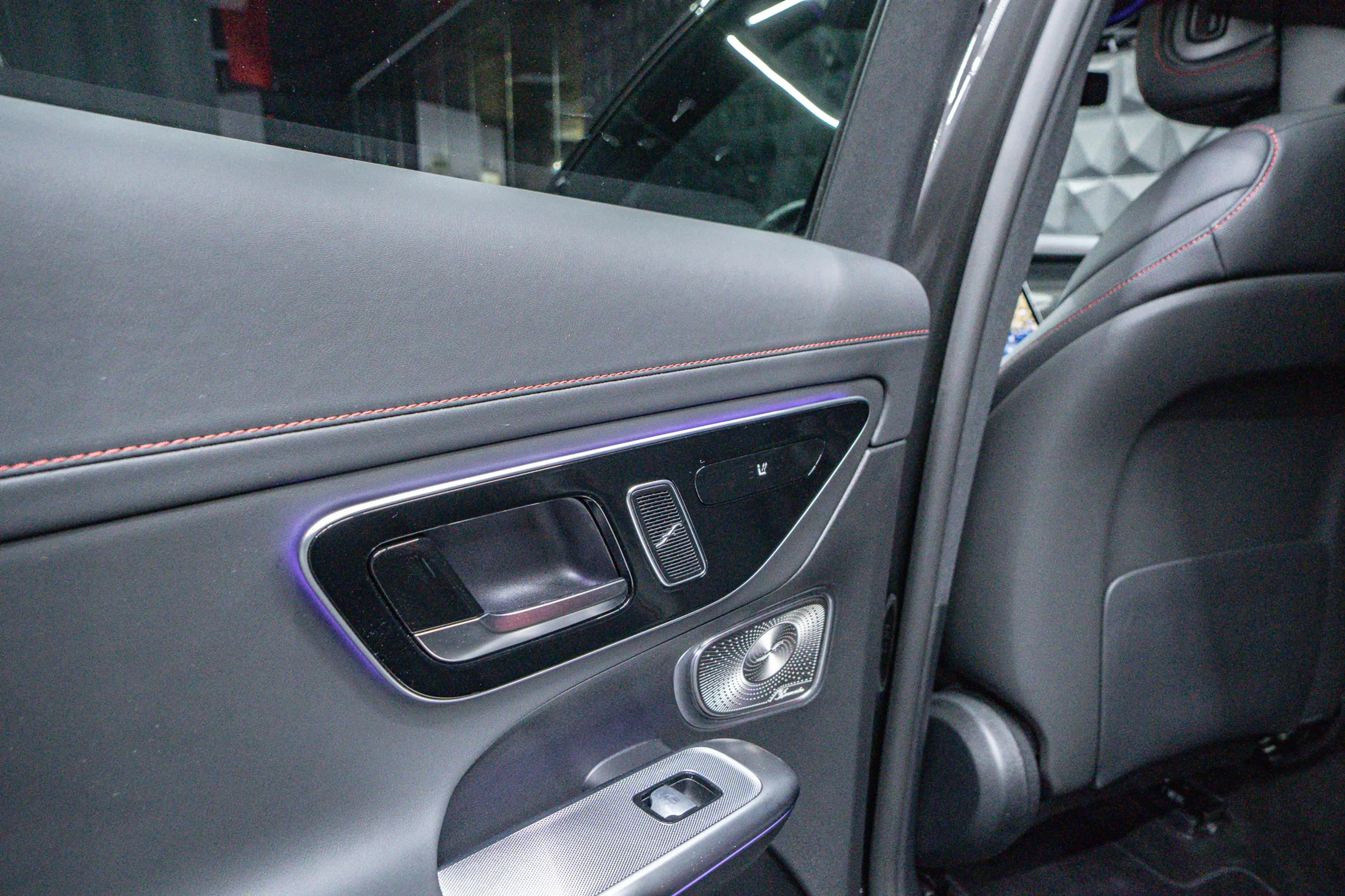 Mercedes-Benz GLC 43 AMG Sondermodell AMG 4Matic — photo 11