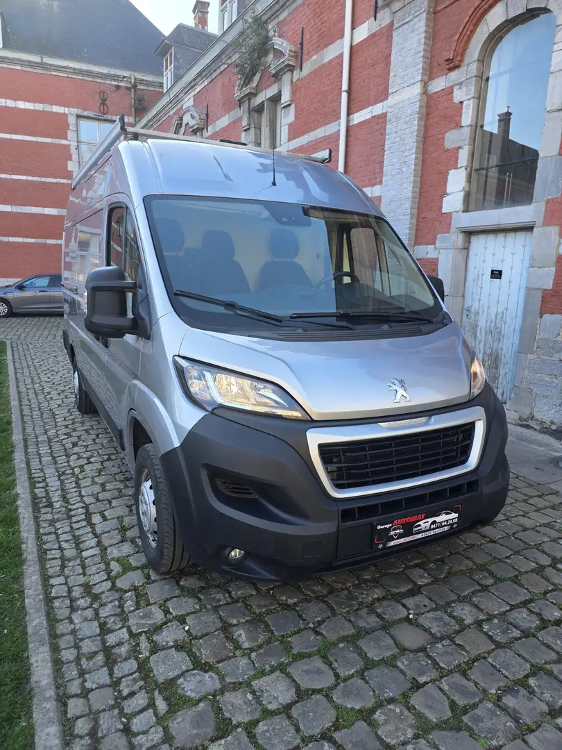 Peugeot Boxer CAMERA//TVA DEDUCTIBLE//CLIMATISATION//165CH Plateado - 1