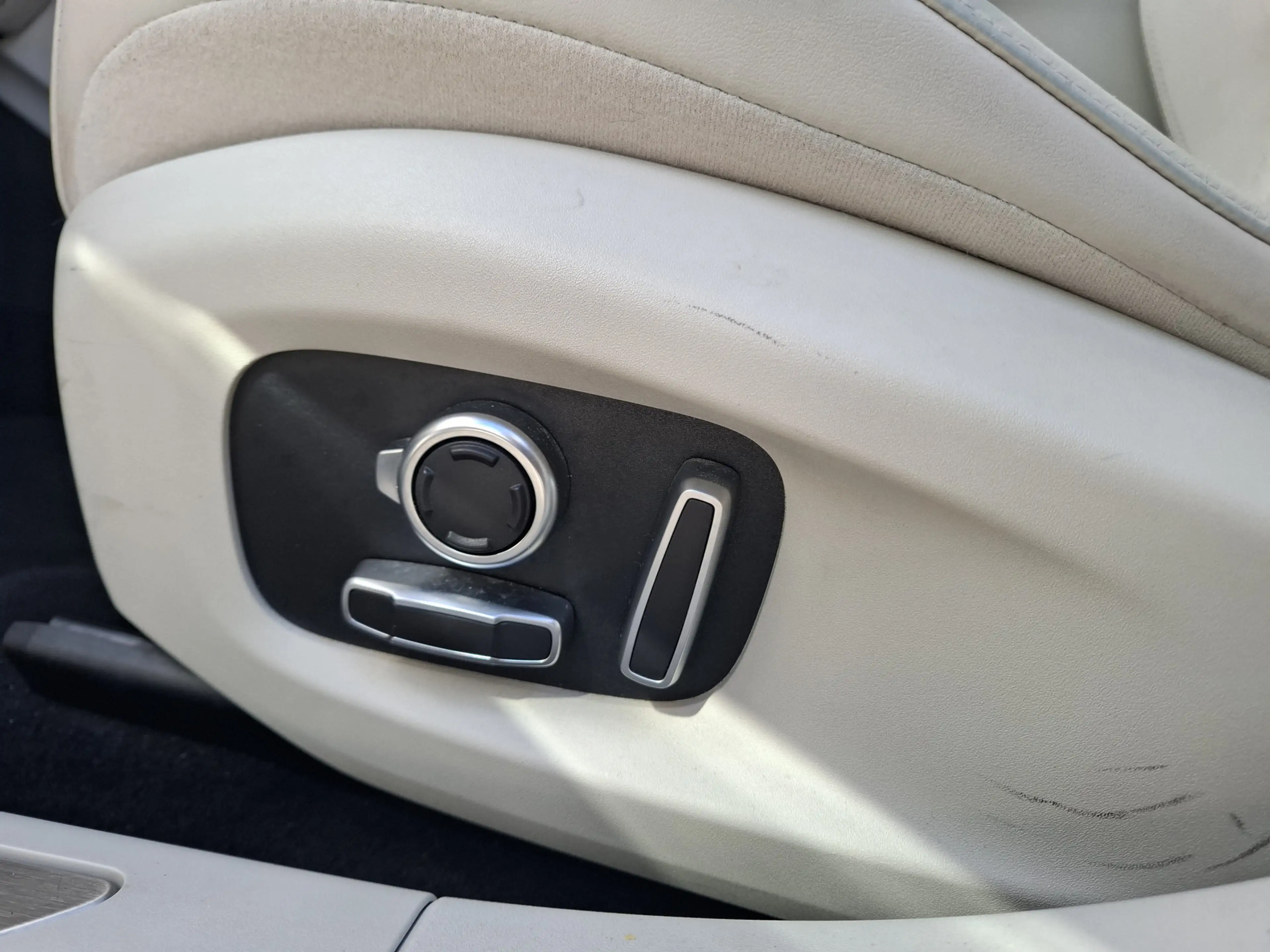 Jaguar I-Pace EV400 First Edition 90 kWh | SoH 89,9% | Navigatie — photo 14