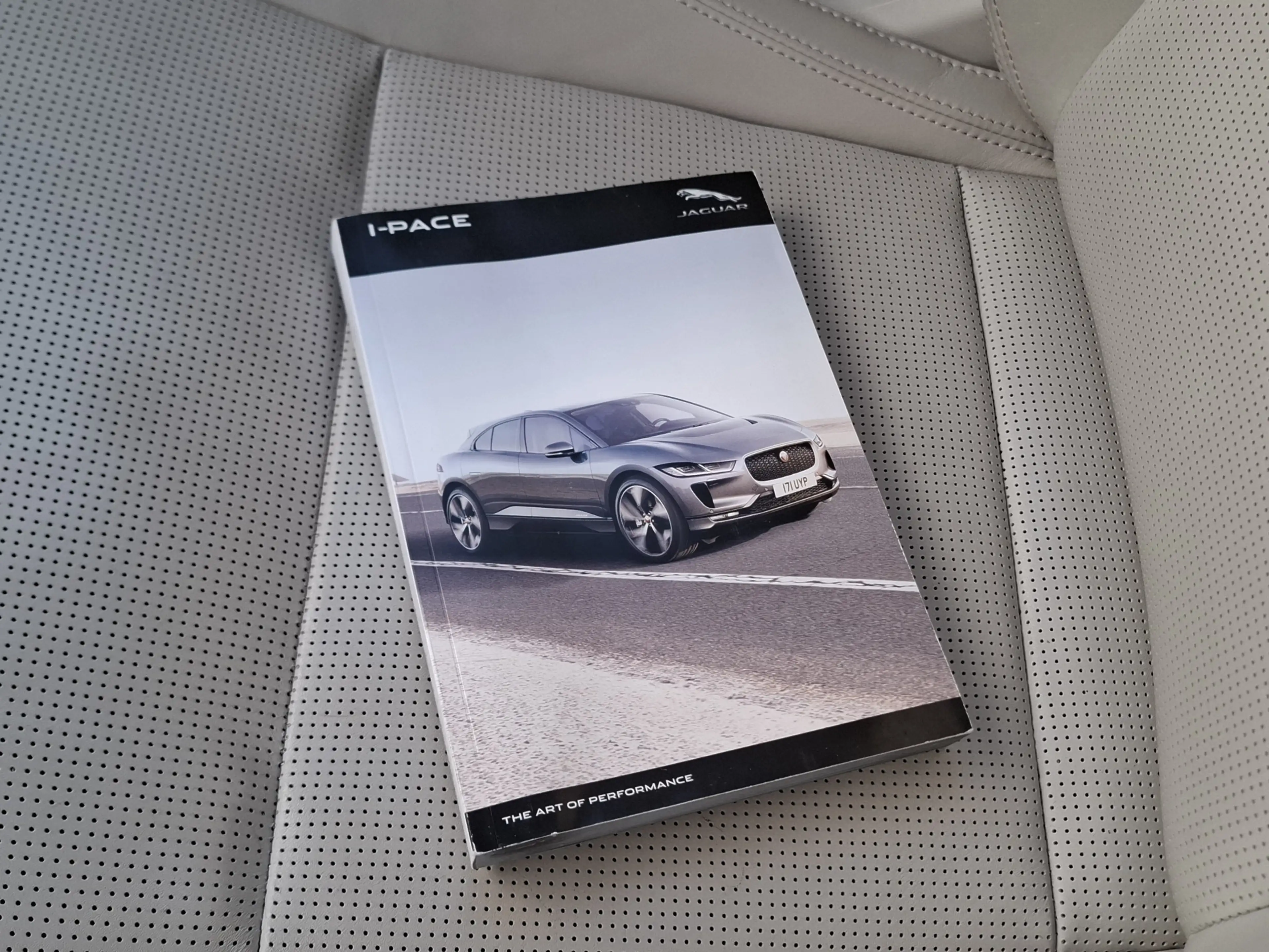 Jaguar I-Pace EV400 First Edition 90 kWh | SoH 89,9% | Navigatie — photo 8