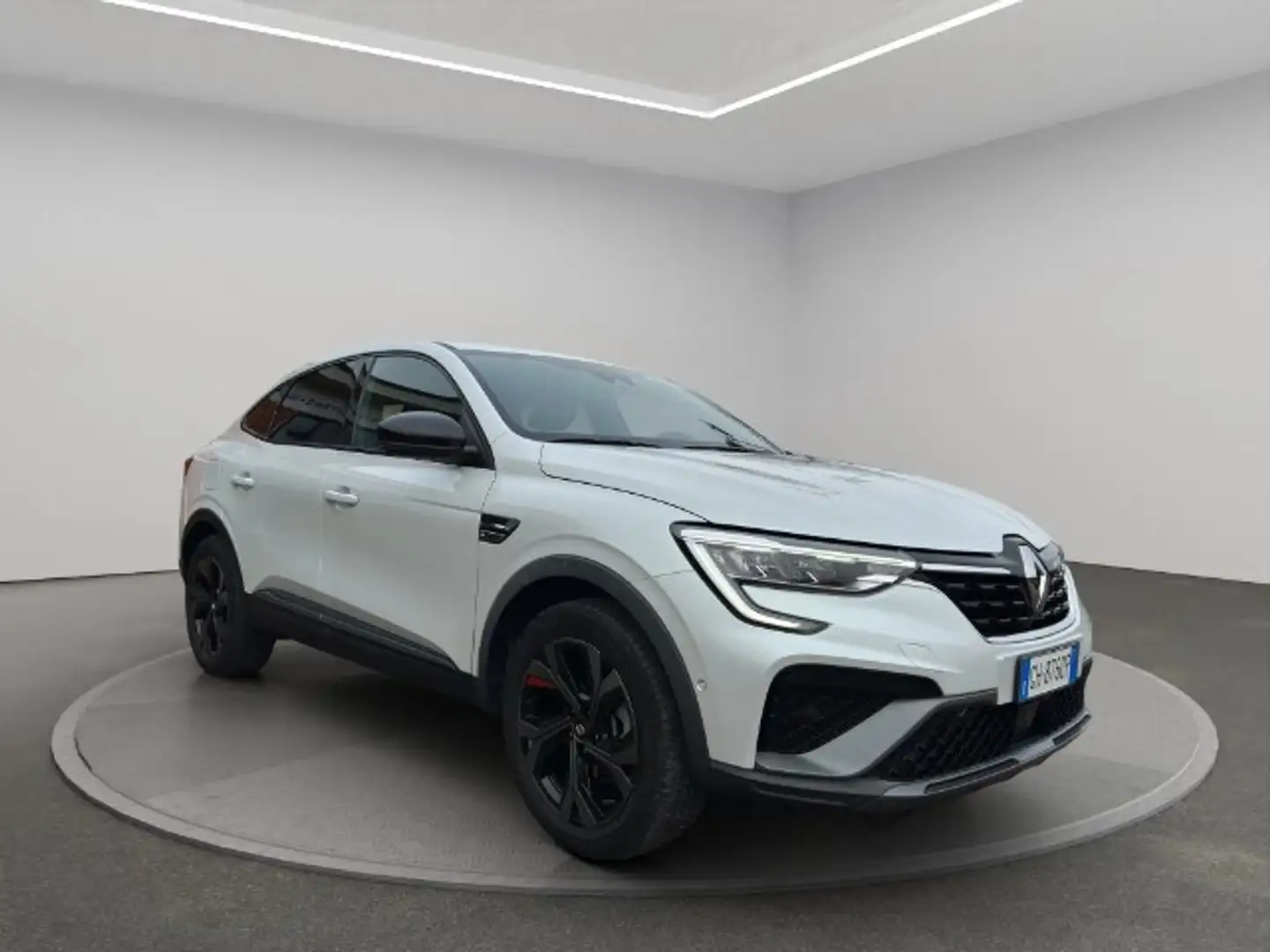 Renault Arkana Hybrid E-Tech 145 CV R.S. Line - NEOPATENTATI Bianco - 2