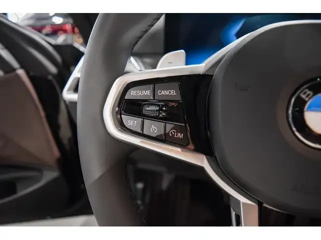 BMW 4 Series view 16