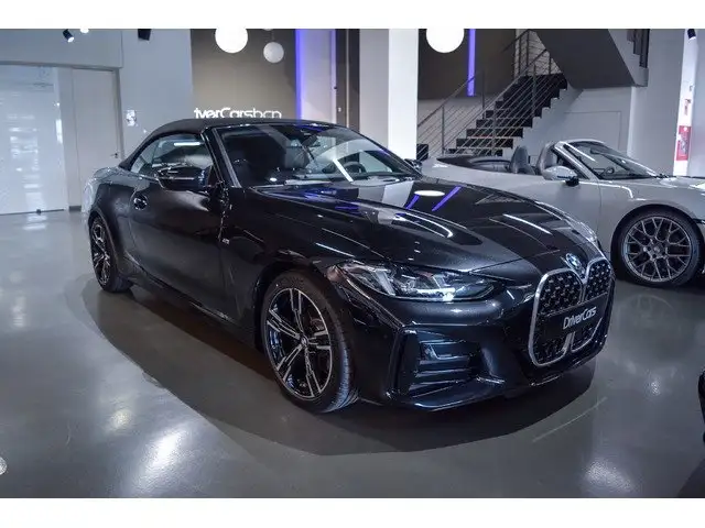 BMW 4 Series view 3