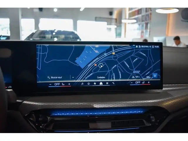 BMW 4 Series view 13