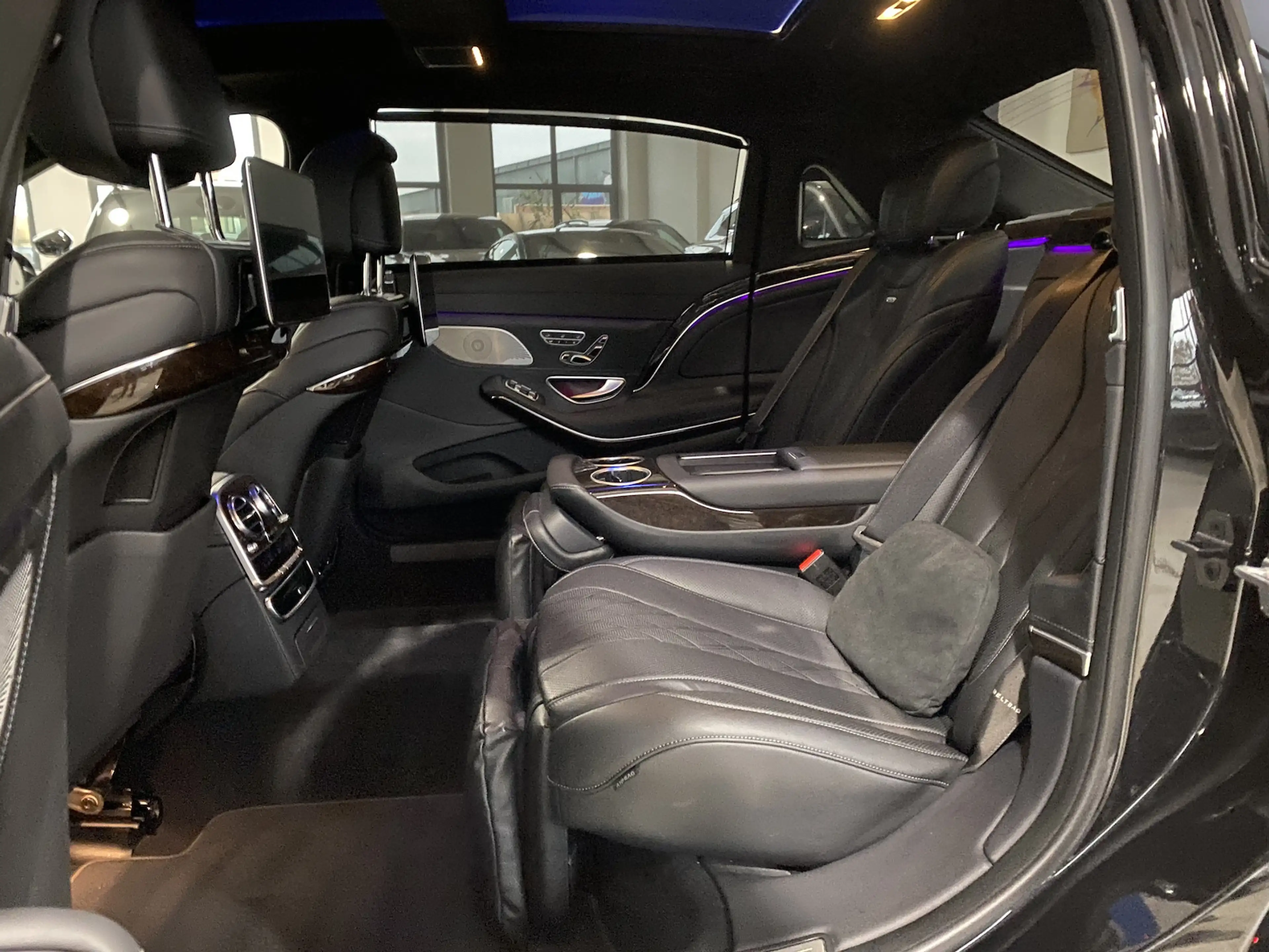 Mercedes-Benz S 650 Maybach Pano STHZG HUD Fond-TV Chauff-Pac — photo 21