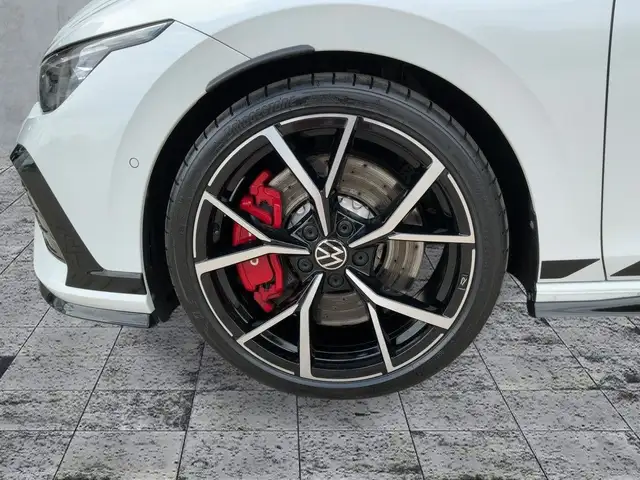 Volkswagen Golf view 8