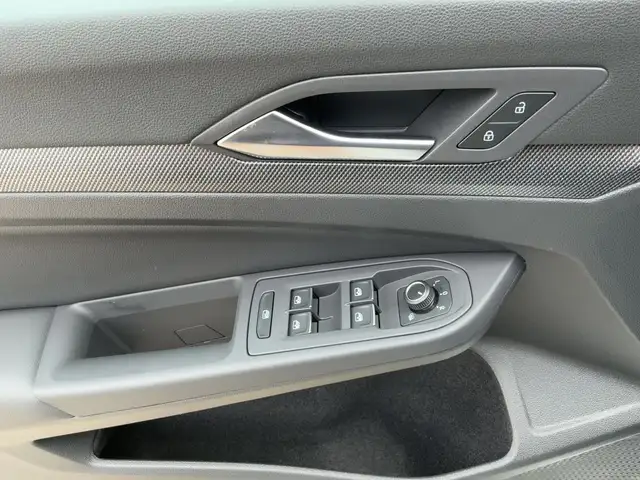 Volkswagen Golf view 15