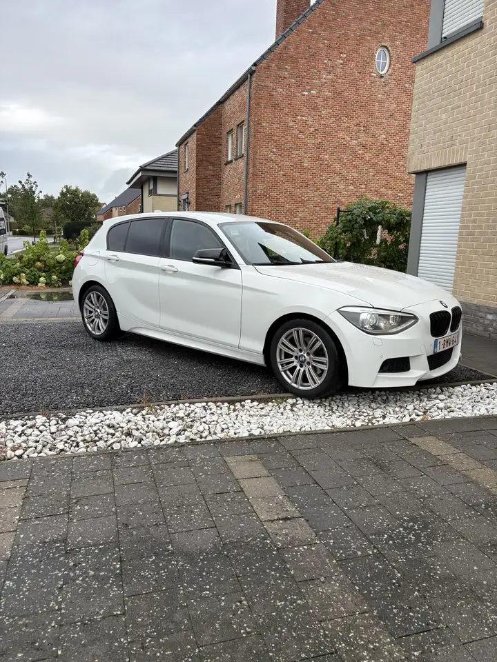 BMW 120