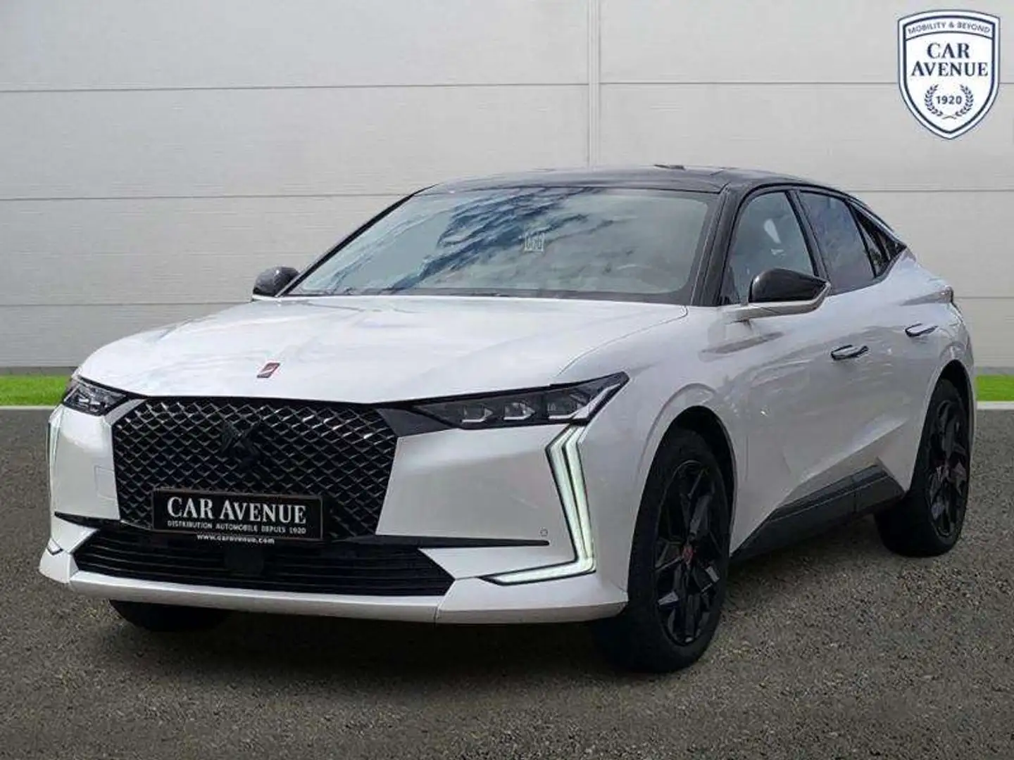 DS Automobiles DS 4 E-TENSE 225ch Performance Line + Blanc - 1