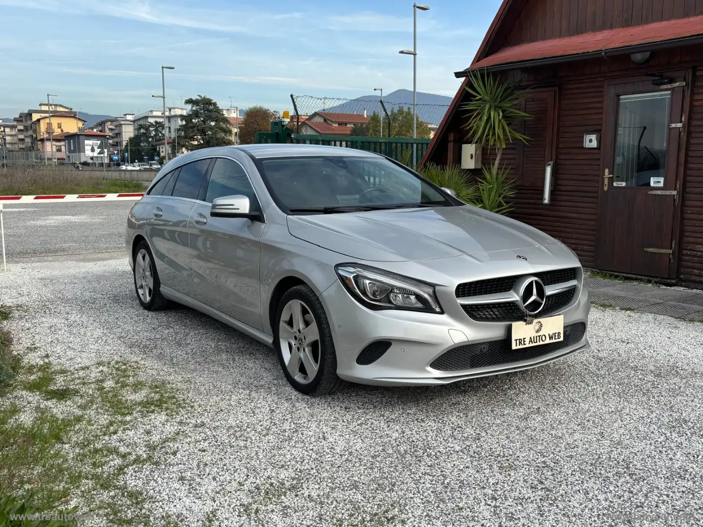 Mercedes-Benz CLA 220 CLA 220 d S.W. 4Matic Aut. Executive Argent - 2