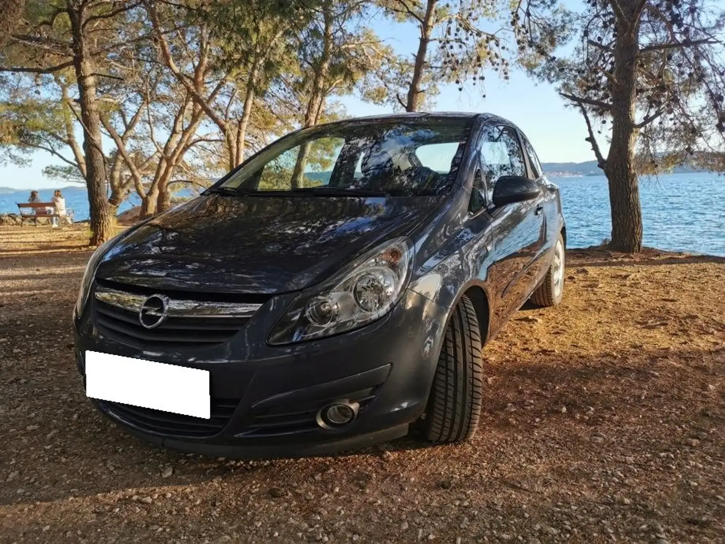 Opel Corsa 1.2i Enjoy - 1