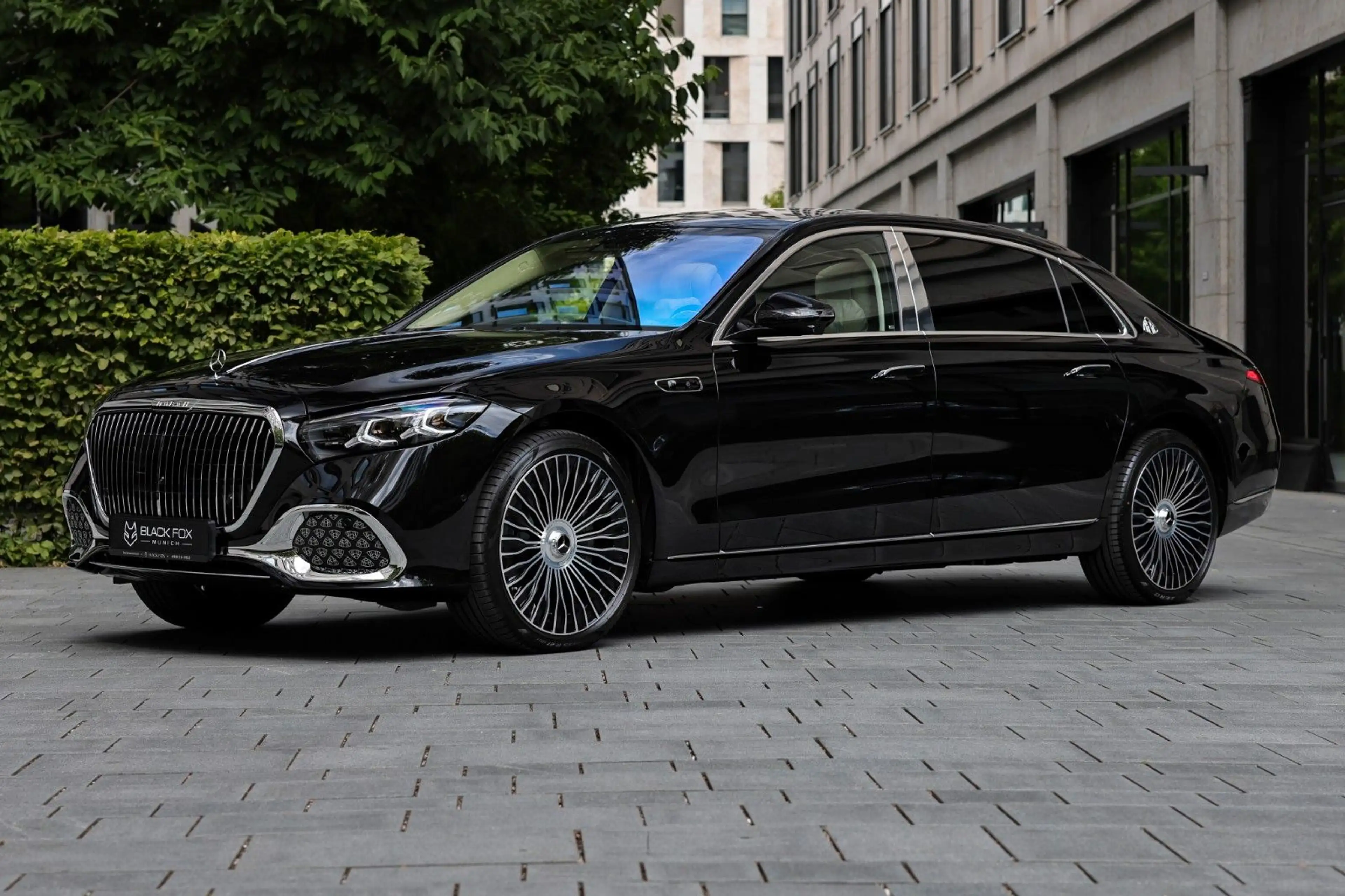 Mercedes-Benz S 580 Maybach 4Matic | 4D | TV | 2027 | 4 SEATS