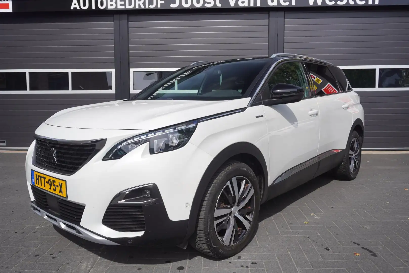 Peugeot 5008 1.2 PureTech GT Line 7P, Airco/Navi/Carplay/CC/Par Wit - 1