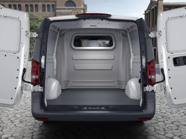 Mercedes-Benz Vito view 10